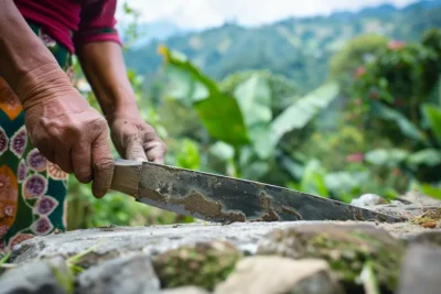 lima para afilar machete